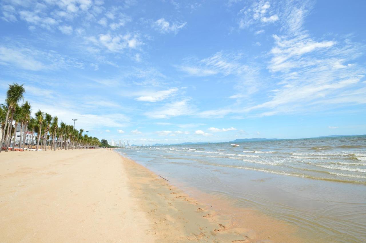 Scandia Beach Hotel Jomtien Beach Exterior photo